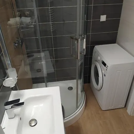 Elvira, Grunwaldzka 12c *