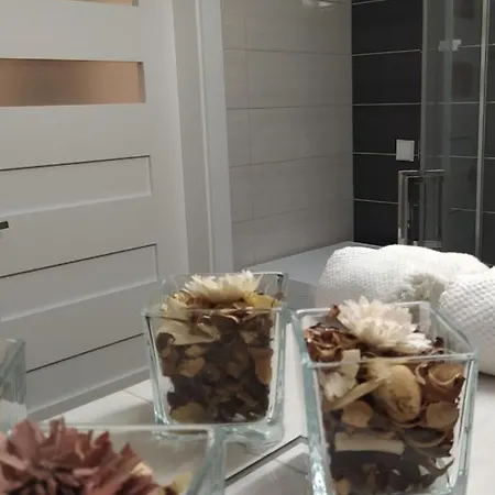 Elvira, Grunwaldzka 12c * Pobierowo