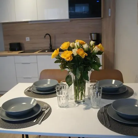 Elvira, Grunwaldzka 12c