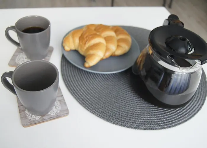 Elvira, Grunwaldzka 12c *